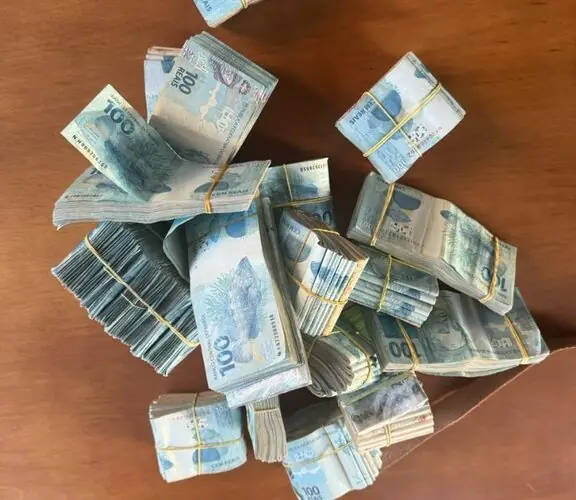 PF apura apoio eleitoral de facção na PB, apreende R$ 220 mil e afasta secretário de JP