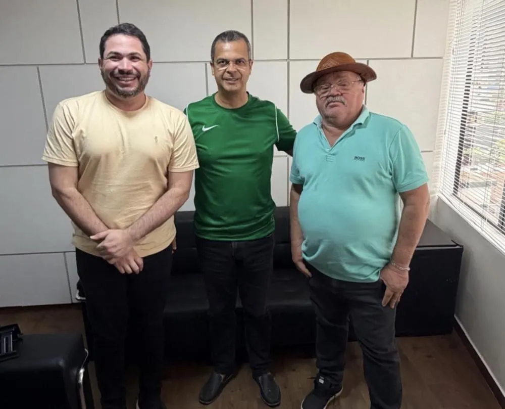 VÍDEO: Júnior do Peixe se reúne com Jutay Menezes e agradece votação e recursos destinados a Marizópolis